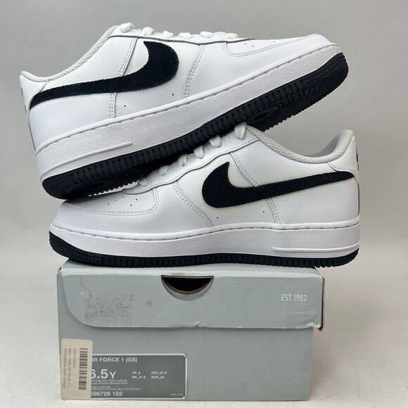 Nike Shoes Air Force 1 Low 07’ GS “White Black” 2024 - Picture 3 of 5